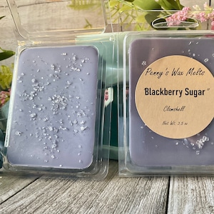 BlackBerry Bourbon Wax Melt and 10 Pieces of Pink Reusable Wax Liners –  Flippin' Happy