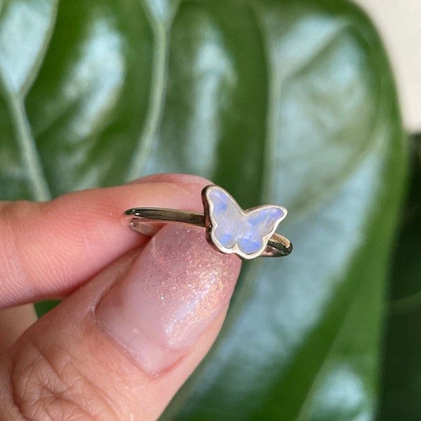 Dainty Rainbow Moonstone Ring - Cute Gift! - Perfect for everyday wear - Crystal Jewelry - Flashy Moonstone 925 Sterling Silver