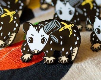 Geweldige emaille pin van Garbage Possum