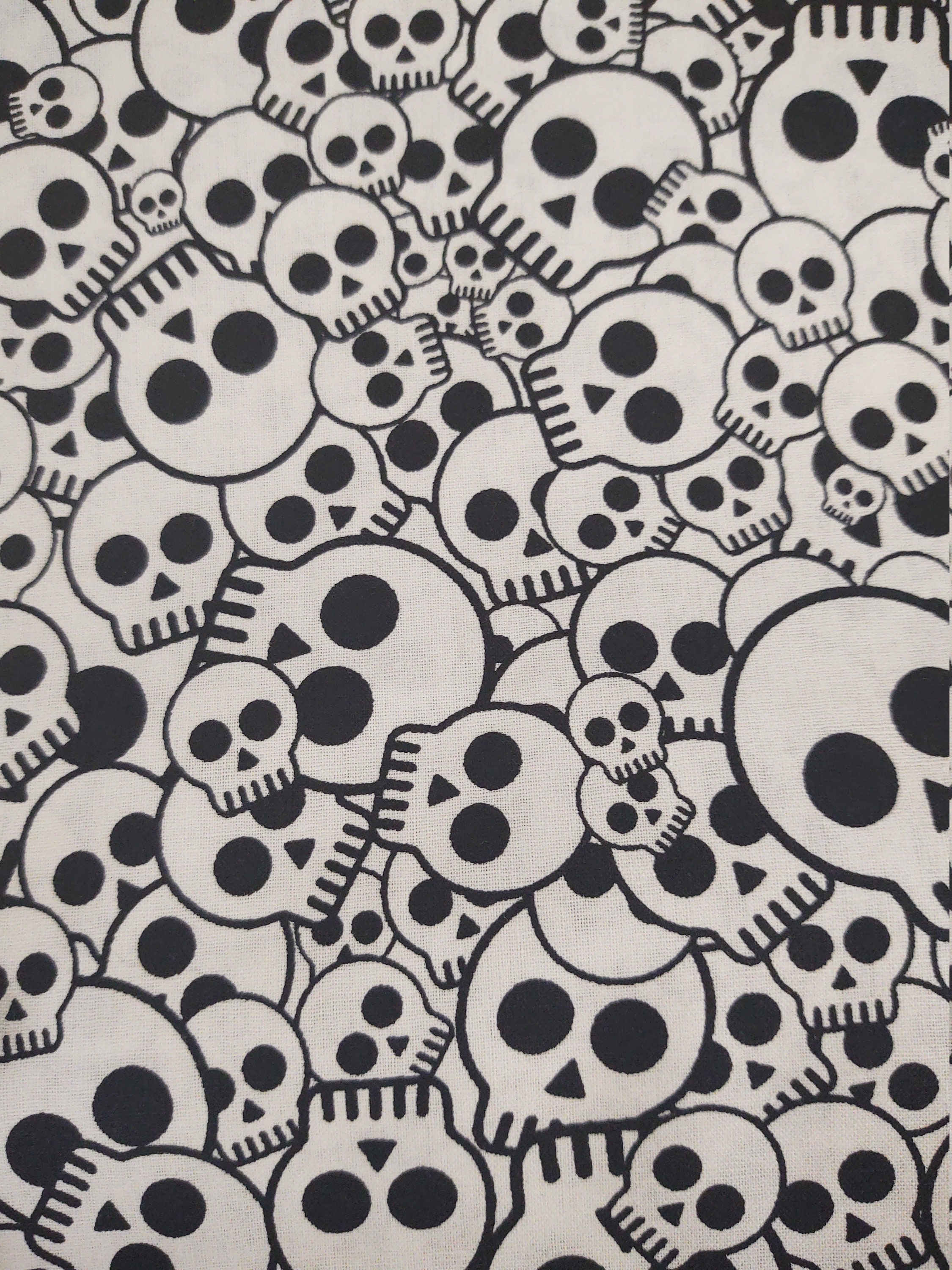 Skull fabric Skull & Bones Sugar Skulls 100% cotton fabric | Etsy