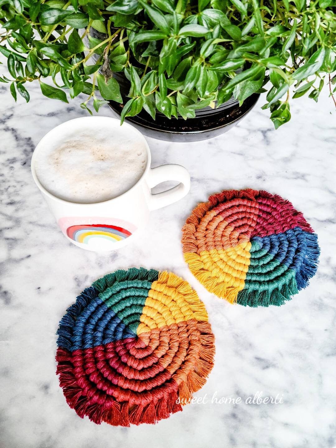 Rainbow Macrame Coasters Set Of 2 - Décor de Table Basse