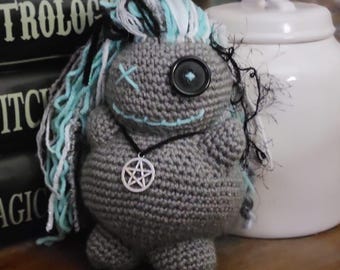 Crochet Voodoo Doll, Guardian Doll, Spirit Doll, Amigurumi Voodoo Doll, Luck Doll, Cute Voodoo Doll, Crochet Valentine Gift, Witch  Shadow