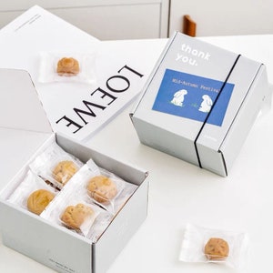 Cajas de panadería de cartón corrugado gris plateado / Cajas de pasteles / Cajas de galletas / Cajas de macarons / Cajas de magdalenas / Cajas de Dacquoise-6x6x5.5 ''-Juego de 5