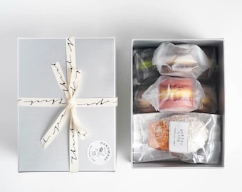 Zilveren bakkerijtraktatiedozen – Kartonnen koekjes- en macaronverpakking (set van 3)