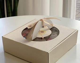Beige Cake Boxes with Window & Handle: Dessert Packaging - Pack of 5