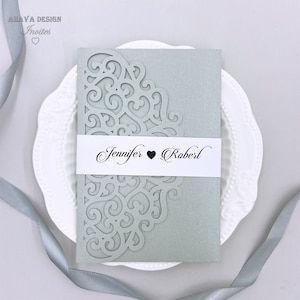 Aangepaste Laser Silver Wedding Uitnodiging, Tri-fold Floral Laser Pocket + RSVP Card +Envelop +Belly Band {Gratis Infinite Design Before Pay}