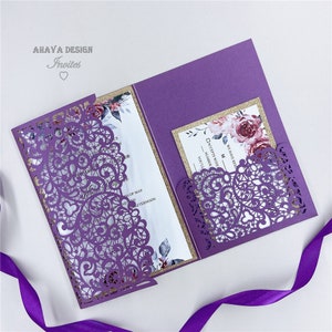 Prachtige paarse en gouden laser nodigt uit voor bruiloft, florale laser zak met envelop en RSVP-kaart{Free Infinite Design before pay}