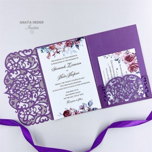 Prachtige paarse laserhuwelijksuitnodigingen, bloemen drievoudige laserzak met aangepaste buikband en RSVP-kaart {gratis oneindig ontwerp vóór betaling}
