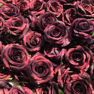 100pcs Burgundy Artificial Rose Flowers,Roses Head Only Flowers for DIY Wedding Bouquets Centerpieces Bridal Shower Party, Burgundy Wedding