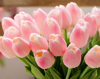 Pink Artificial Tulips PU Flowers 20 Stems Real Touch Tulip Bouquet for Bridal Bridesmaids Flowers for Wedding Centerpieces CATA-YJW09