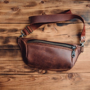 Personalized Leather fanny pack, belt bag,engraved fanny pack, hip bag,festival bag, bum bag, Leather Hip Bag waist bag, leather waist bag image 3
