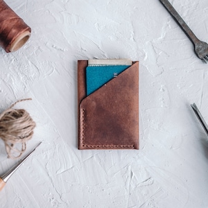 gepersonaliseerde lederen kaarthouder, echte business card case, kleine kaart houder, credit card portemonnee, lederen cadeau voor de man,