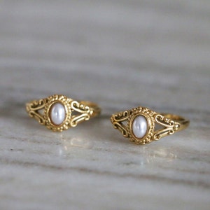 VINO | vintage ring | Boho statement ring in gold | Pearl | Stainless steel | 14k gold plating | Water resistant