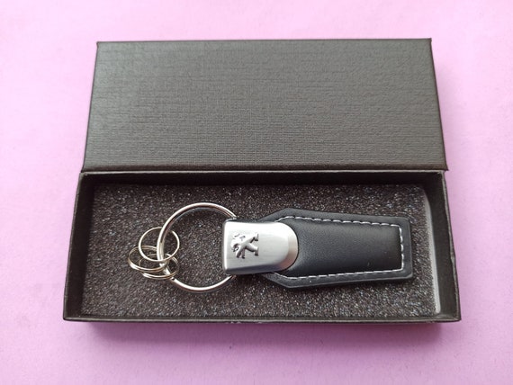 Metal Car Auto Keychain Keyring Key Ring Holder Leather Logo for Peugeot 