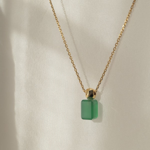 Collier pendentif en agate verte, collier en or vermeil Agate verte naturelle, Saint-Valentin, cadeau pour elle