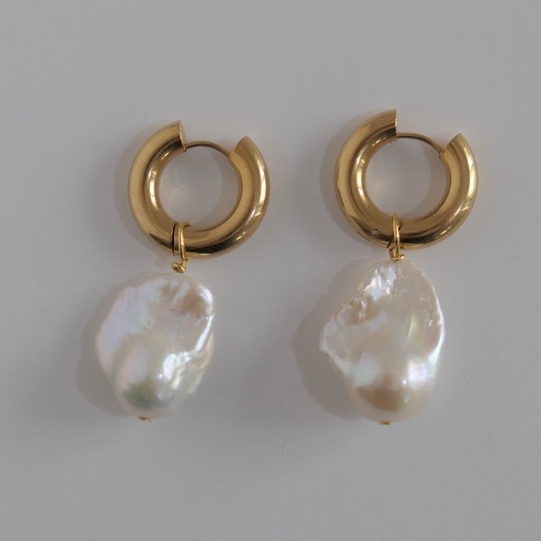 Baroque Pearl Earrings - Etsy