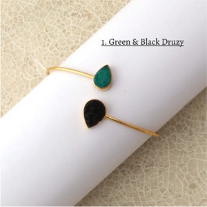 Bracciali in agata druzy placcati in oro, gioielli in agata druzy fatti a mano per lei, bracciali a polsino aperto con doppia pietra preziosa. 2664