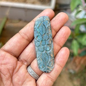 73Cts Big Size kyanite carving Gemstone, Metaphysical Crystals, Carved From One Side Kyanite, Blue Kyanite Carving Gemstone, Kyanite Carving
