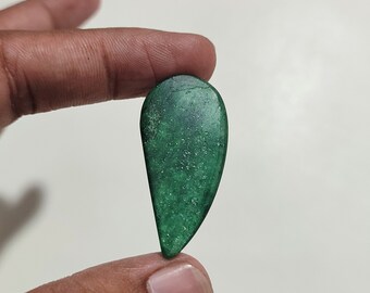 派手な 32 カラット 最高品質の天然グリーン ファンシーシェイプ
