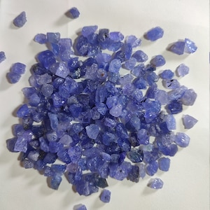 Tanzanite From Lot Dark Beautiful Natural Shape Tanzanite Raw Natural Tanzanite Rough For Jewelry Tanzanite Rough Wholesale Tanzanite T5