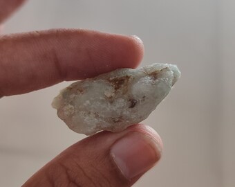 113カラット 大きな天然形状 高品質アクアマリンクリスタル 原石アクア