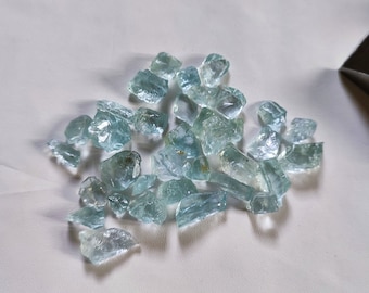 100 carati dallo stesso lotto Acquamarina grezza pulita 100% naturale Bellissima acquamarina di colore superiore Pietra preziosa naturale grezza per la creazione di gioielli A8