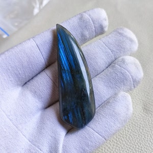 79カラットの滑らかな研磨ラブラドライト宝石、美しいAAA品質のラブラドライトビッグサイズファンシーシェイプカボション宝石、ジュエリー作りに最適 L121