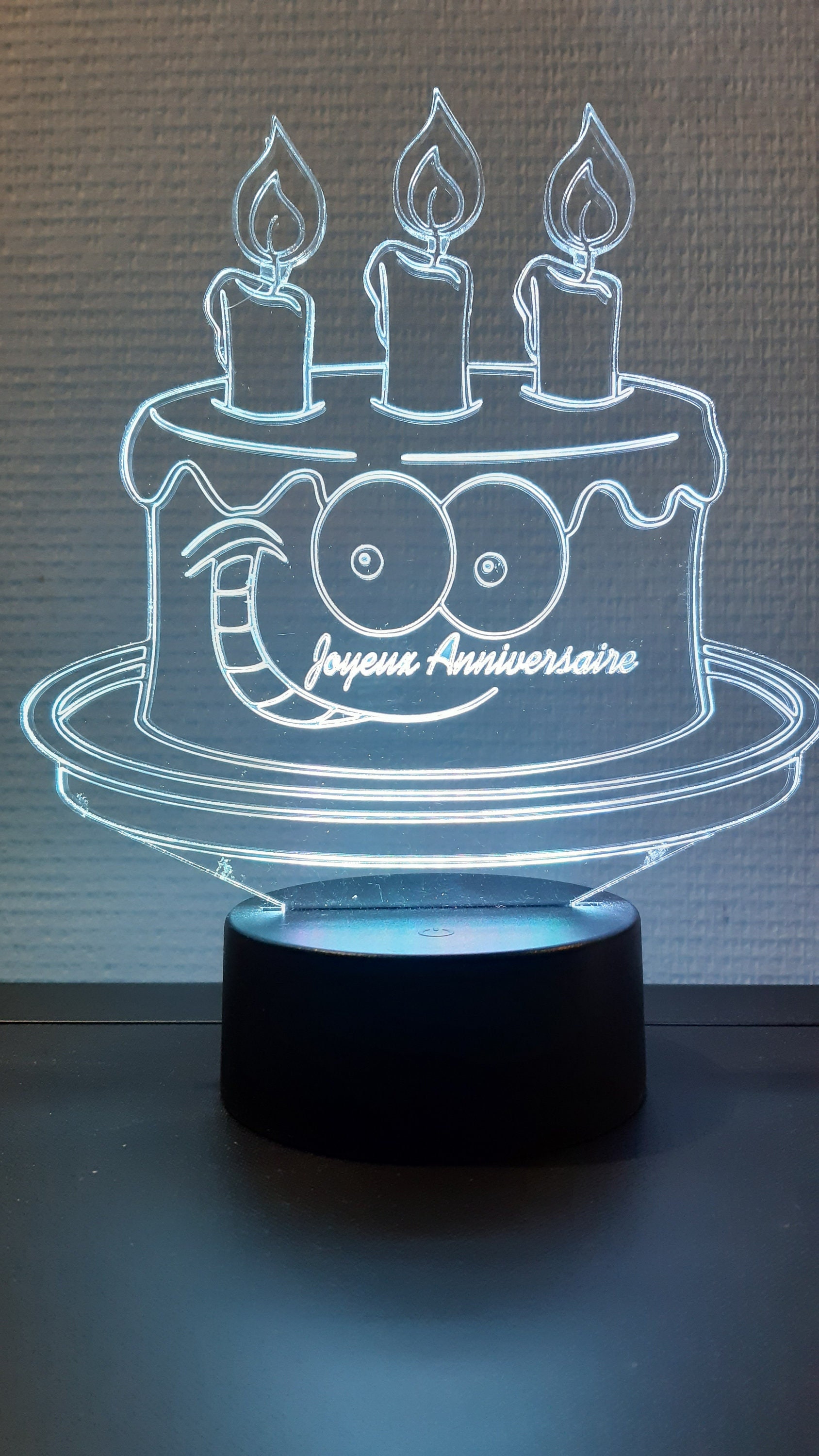 Lampe Veilleuse Bon Anniversaire Personnalisée, Illusion 3D.