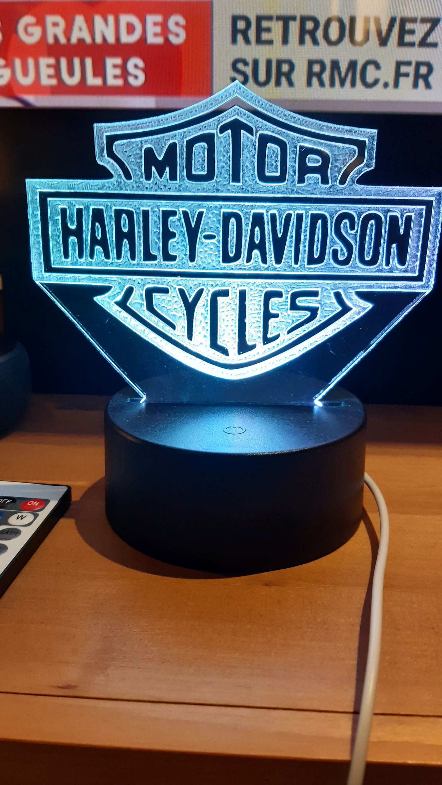 Lampe Veilleuse Harley Personnalisée, Illusion 3D .