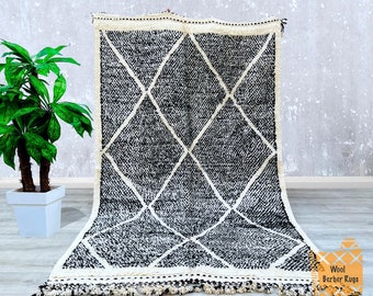 Auténtica alfombra marroquí 5x8 - Alfombra Boujad -Alfombra Azilal - Alfombra Boucherouite -Alfombra Beni ourain 4.9 FT x 7.9 FT-Alfombra bereber - Alfombra Boujad Teppich