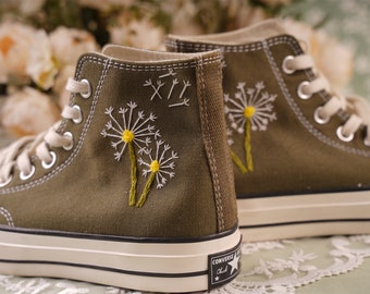 Custom Converse Embroidered Shoes,1970s Converse Chuck Taylor,Converse Custom Small Flower embroidery wedding shoes dandelion embroidery