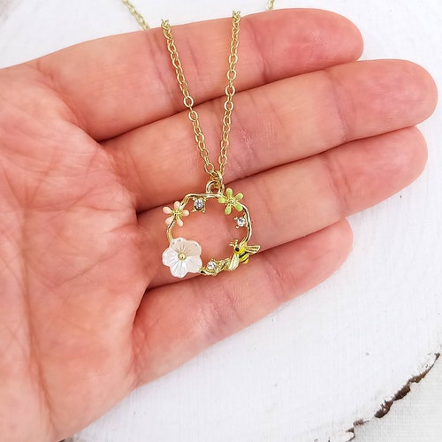 Beauty Gift Roller Coaster Amusement Park Outline Necklaces Pendant Retro Moon Stars Jewelry Beauty Gift Roller Coaster Amusement Park Outline Necklaces Pendant Retro Moon Stars Jewelry