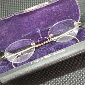 antique glasses gold, with close-up view by Früngel & Ulmer, Stuttgart