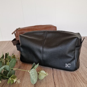 Trousse de toilette personnalisée pour homme, trousse de toilette noire, trousse de toilette marron, cadeau pour lui, père, frère, fils, oncle