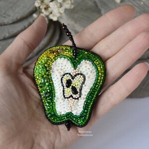 Green apple brooch, embroidered pin, unique brooch, vegan vegetarian brooch