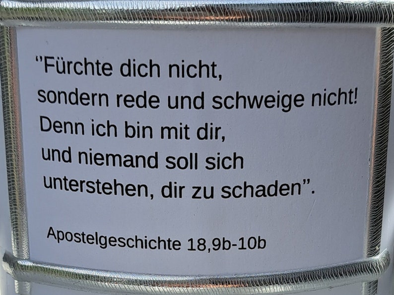 Taufkerze Sarah modern und wunderschön. Personalisiert und individuell hergestellt für eure Tochter oder euren Sohn, 25x8cm, Taufspruch Bild 3