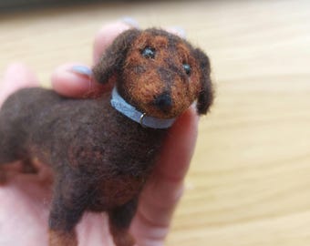 Nadel gefilzter Dackel