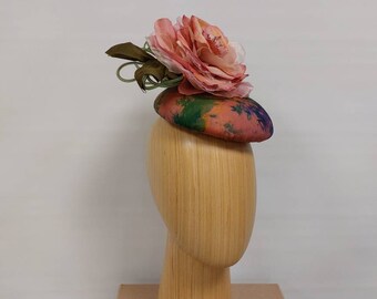 Sombrero/tocado de cóctel Silk Rose