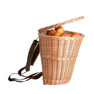 Wicker Backpack Continer for Collecting  Fruits with Lid, Hanadmade, Ecological Product, Handicrafts, Natural Color Wicker