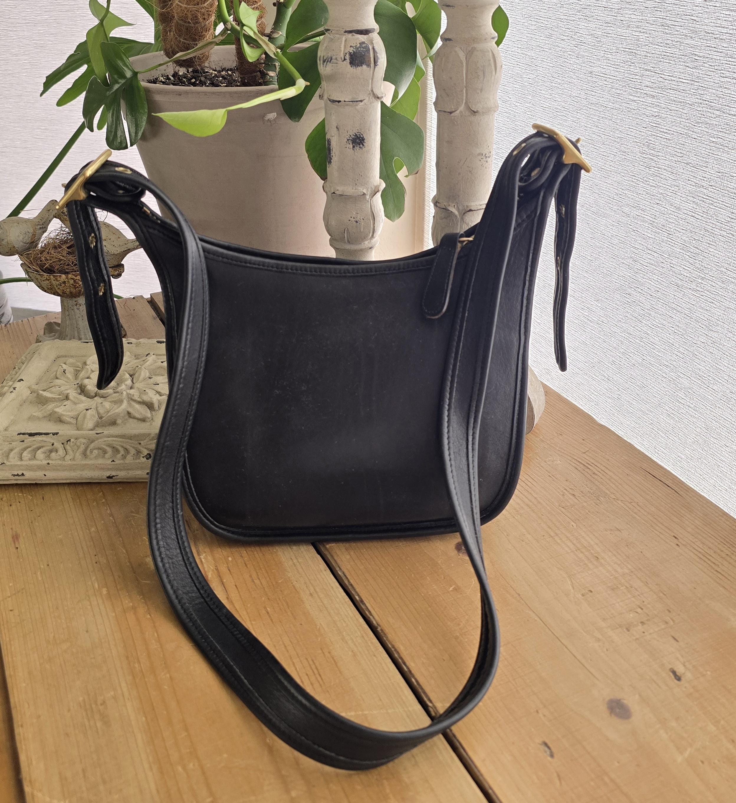 Vintage Coach Legacy Janice Bag 9950 – Black Leather Shoulder Bag