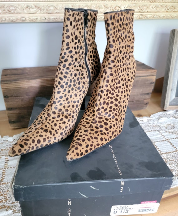 Nomad bootie clearance steve madden