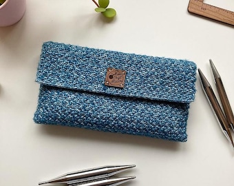 Cosette Clutch Crochet Pattern
