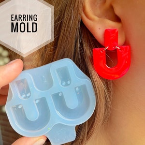 Silicone mold for earrings arc. Mold for epoxy and UV resin. Сlear glossy resin form. Arc shaped jewelry earrings.