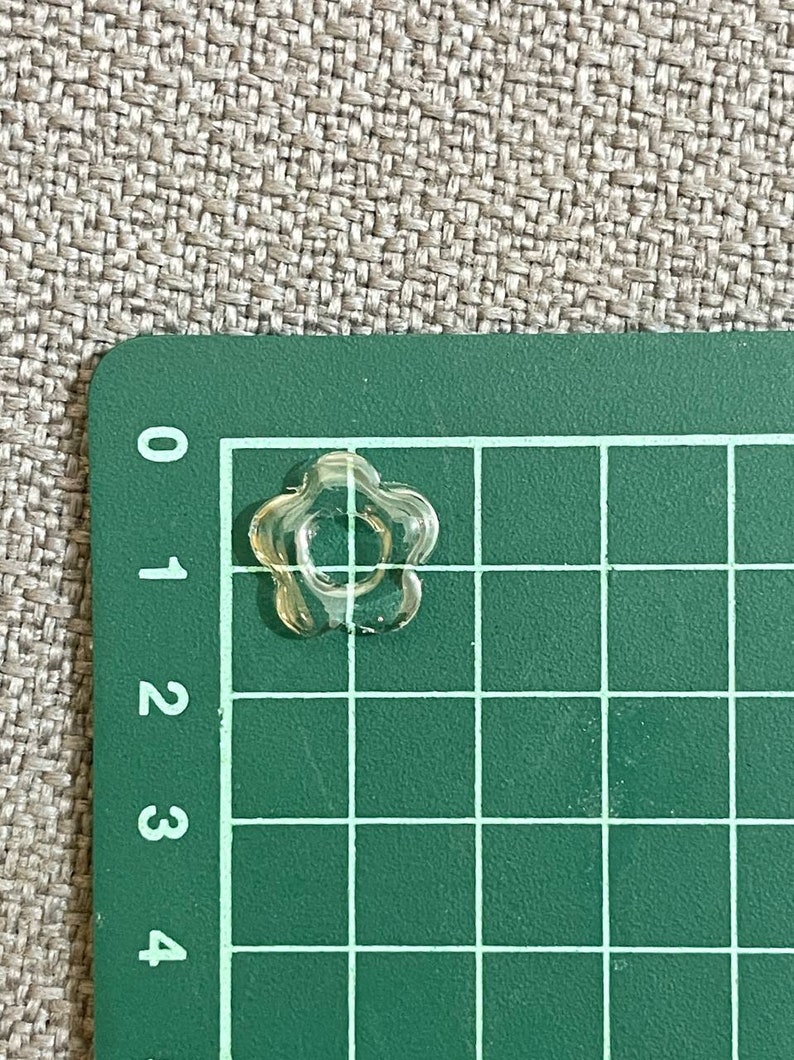 15 Mm Silicone Flower Earrings Mold for Epoxy and UV Resin Super Glossy