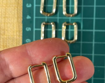 Brass Huggie Hoop Earrings 16K Gold Plated, Rectangular Hoops 18x11.5mm, Small Hoop Earrings, Jewelry Findings, 3 Pairs