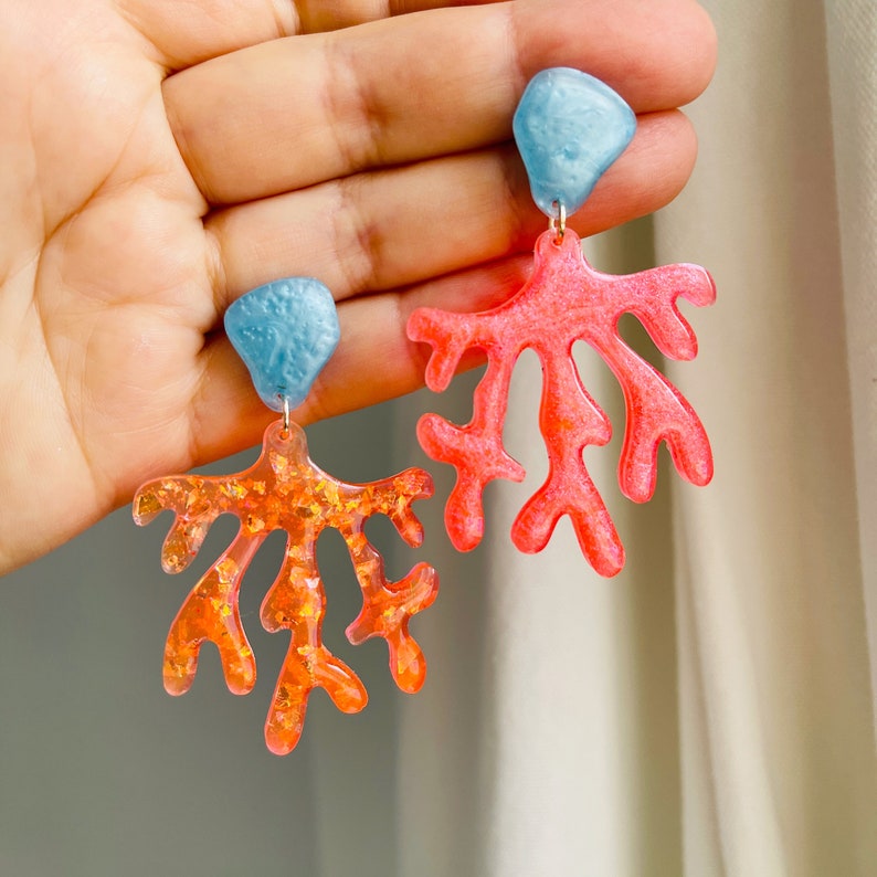 Boucles doreilles Mold-corail. Moule en silicone pour résine époxy et UV. Corail brillant clair en résine . Boucles doreilles en corail. image 6