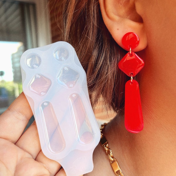 Boucles d’oreilles modernes en moule en silicone. Moule pour résine UV et époxy.