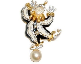 CoutureNumber.com Vintage Kenneth Jay Lane Unisex A Fun Black And White Enamel With Crystal And Pearl Balancing Clown Brooch