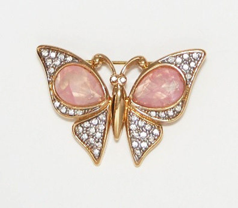 COUTURE NUMBER JEWELLERY 70s Vintage Pink Crystal Butterfly Brooch