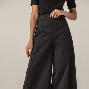 Minimalist Wide Leg Cotton Pants, Black Japanese Style Culotte Pants, Elegant Cropped Baggy Pants, High Waisted Modern 1940s Style Pants